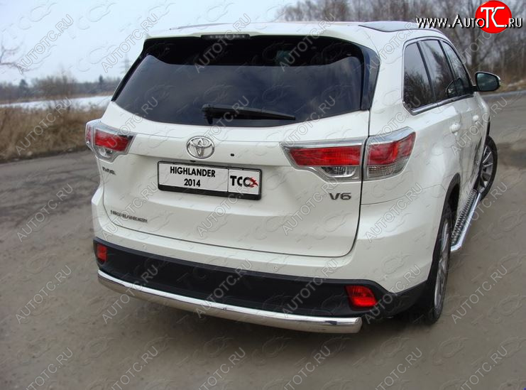 24 999 р. Защита заднего бампера (овальная) ТСС (нержавейка d75х42 мм)  Toyota Highlander  XU50 (2013-2017) дорестайлинг  с доставкой в г. Новочеркасск