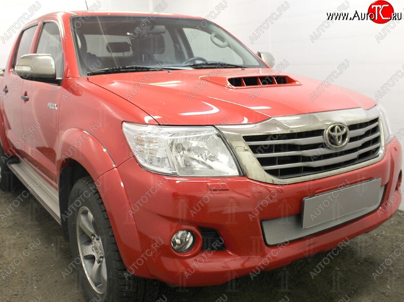 1 569 р. Защитная решётка в воздуховод автомобиля Russtal  Toyota Hilux  AN20,AN30 (2011-2016)  2-ой рестайлинг (хром)  с доставкой в г. Новочеркасск