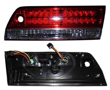 Правый фонарь (внутренний) (диодный) SAT Toyota Mark 2 X100 седан (1996-2000)