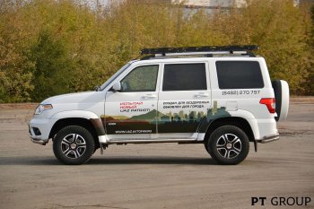 20 699 р. Порожки для ног из трубы Ø51 с алюминиевой площадкой Petroil Tuning Уаз Патриот 3163 5-дв. 1-ый рестайлинг (2014-2016) (Нержавеющая полированная сталь)  с доставкой в г. Новочеркасск. Увеличить фотографию 7