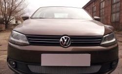 1 539 р. Сетка на бампер Russtal (хром) Volkswagen Jetta A6 седан дорестайлинг (2011-2015)  с доставкой в г. Новочеркасск. Увеличить фотографию 2