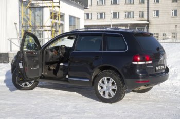 2 869 р. Накладки на внутренние пороги дверей RA  Volkswagen Touareg  GP (2006-2010) рестайлинг  с доставкой в г. Новочеркасск. Увеличить фотографию 2